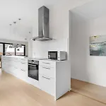 Modern 3bed Sea View @ Barcode Daire *