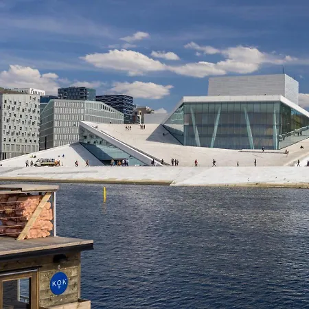 Modern 3bed Sea View @ Barcode * אוסלו