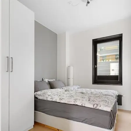 Modern 3bed Sea View @ Barcode *